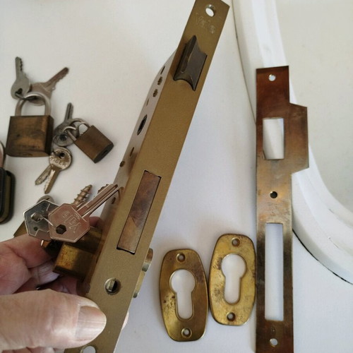 Various locks like new with keys, all together