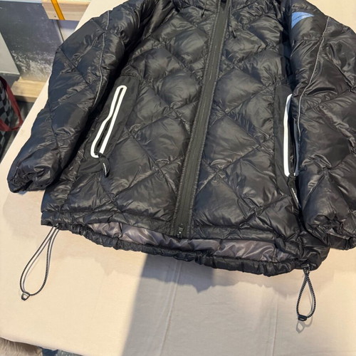 And Wander Black Diamond Stitch Down Jacket like new, size M-L