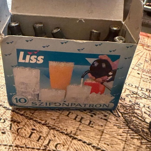 Vintage LISS Soda Syphon with Metal Mesh and 8 CO₂ Capsules used