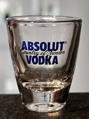 Authentic Absolut Vodka 30ml shot glass like new