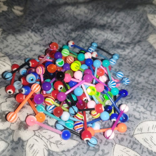 Acrylic tongue earrings new, pack of 92, colorful