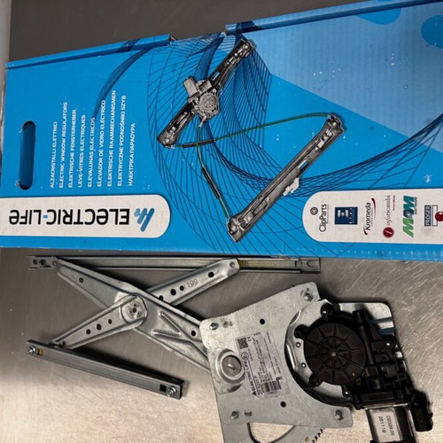 Electric Life window regulator Suzuki Alto ZR SZ33 right new