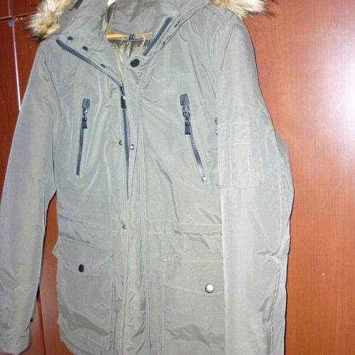 Men's parka jacket khaki like new Medium/Large with detachable hood