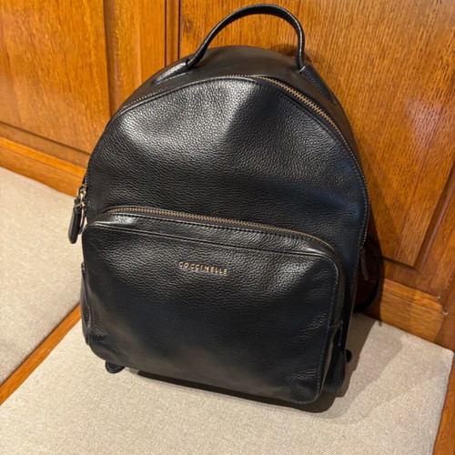 Coccinelle leather backpack like new, black