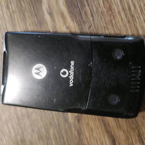 Motorola and Nokia phones used, 2 Motorola and 1 Nokia
