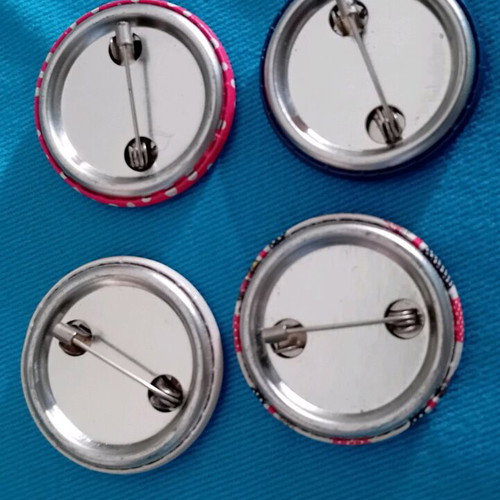 Set of pins with England London theme new, multicolored