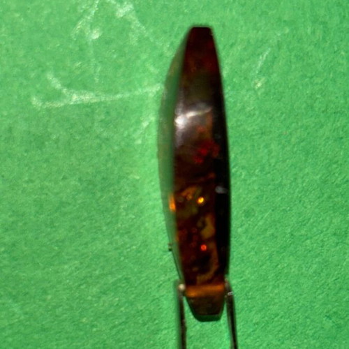 Amber pendant like new without chain