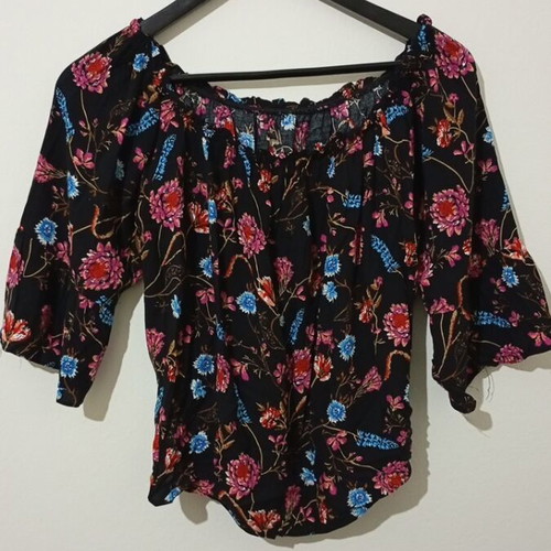 Blouse size large like new