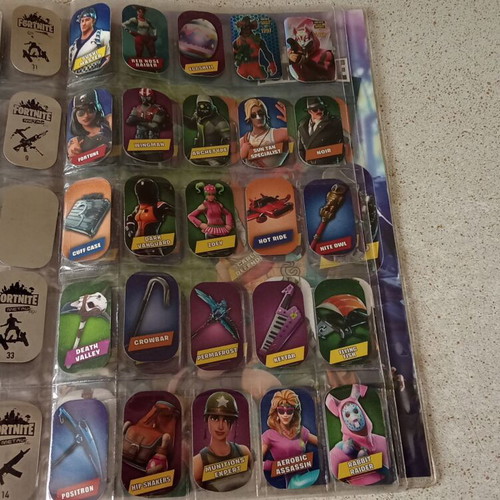 Fortnite metal tags set 195 pieces like new