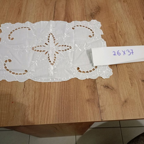 Vintage table linen like new