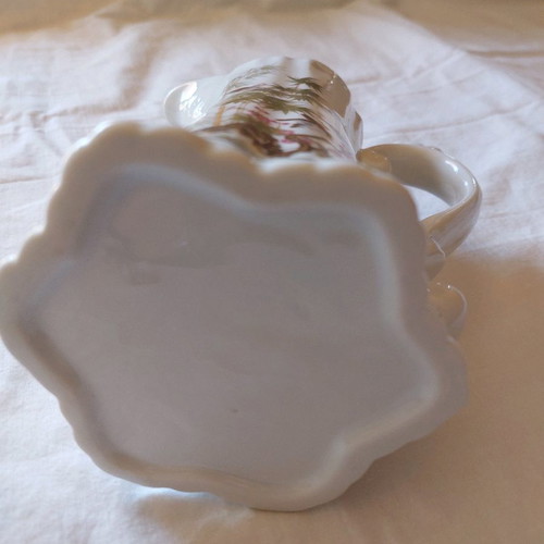 English vintage porcelain jug used with hand-painted design 17×10 cm