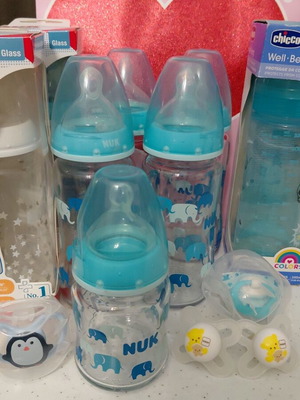 Μπιμπερό και πιπίλες καινούργια, σετ NUK και Chicco
