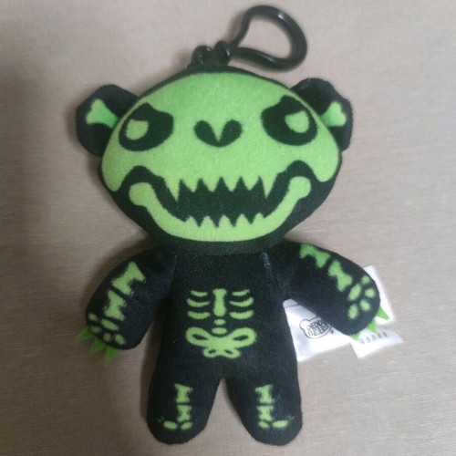 Deddy Bear Bones skeleton keychain like new