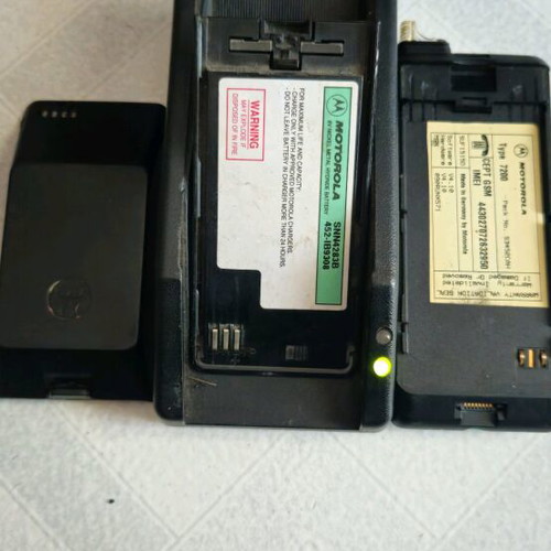 Motorola 7200 used with 2 batteries and charging base