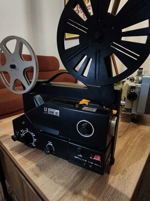 Sankyo Sound-301 Super 8 film projector, vintage 70s