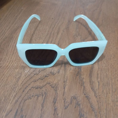 Sunglasses turquoise color new with UV400 lens