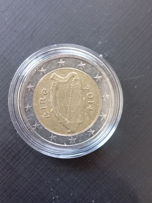 Ireland 2014 Two Euro Coin like new with Irish harp