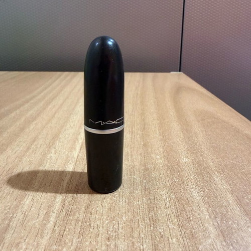 Mac Powder Kiss Lipstick like new in shade Fall in love