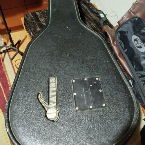 Ovation Guitar 1768 Elite with Synth Roland GR-1 like new