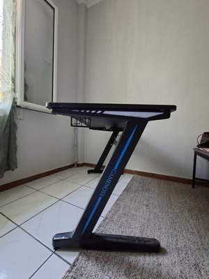 Gamenote gaming desk used, black, 120x60x75 cm