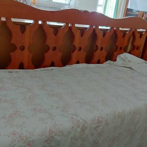 Divan bed used