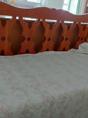 Divan bed used