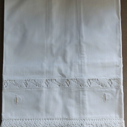 Handmade pillowcases like new, pack of 8 pairs 50x70