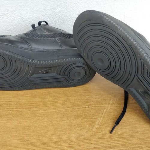 Nike Air Force used black athletic shoes size 42