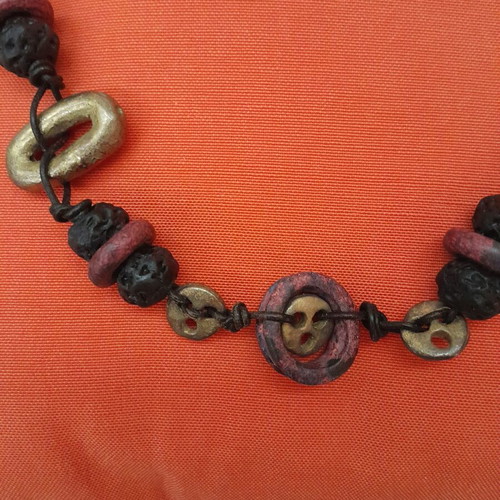Vintage handmade necklace like new, multicolor, resin