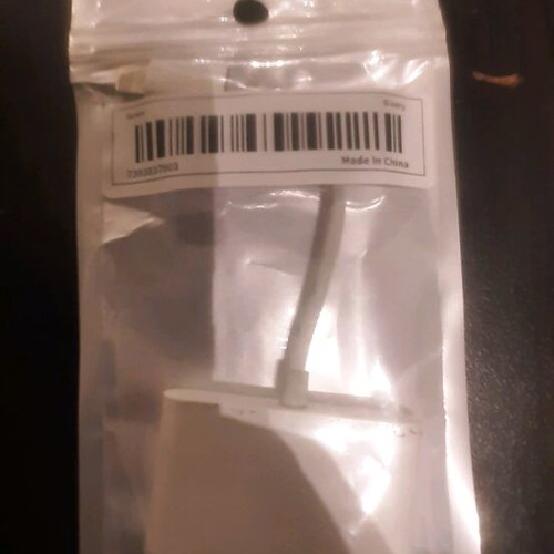 Apple Lighting Adaptor for iPhone-iPad like new