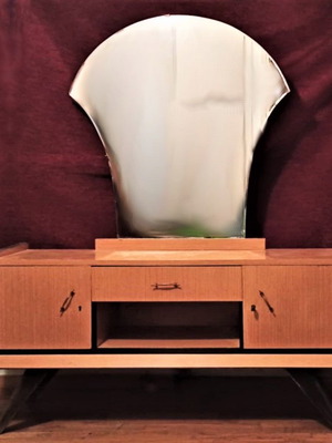 Ρετρό Τουαλέτα Δανέζικου Στυλ Mid-Century Modern Σαν Καινούργιο
