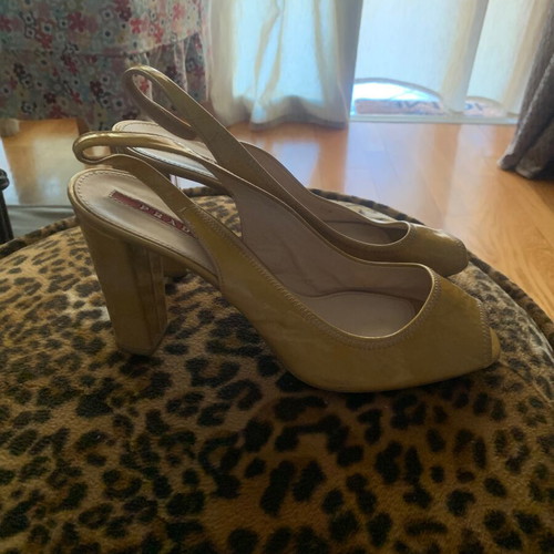Prada Peep Toe Pumps Size 39.5 Beige and Gold Like New