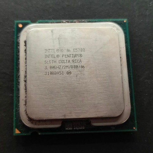 Intel Pentium E5700 LGA775 Dual-Core Processor 3.00GHz SLGTH like new
