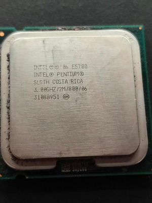 Intel Pentium E5700 LGA775 Dual-Core Processor 3.00GHz SLGTH like new
