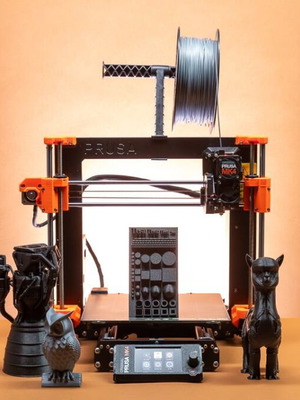 3D εκτυπωτής Prusa MK4 σαν καινούργιος με έξτρα φύλλα και ακροφύσιο ObXidian