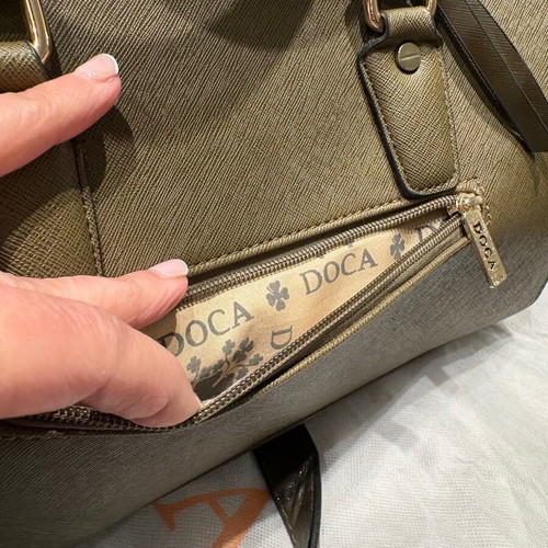 Doca shoulder bag new, medium size, olive with strap