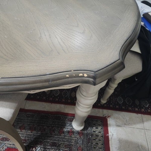 Oval dining table with 6 chairs country style like new