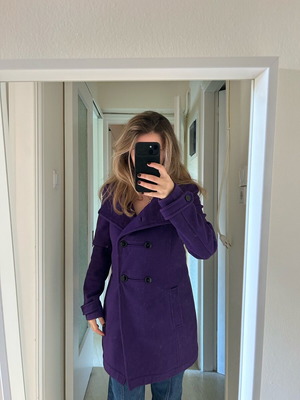 Pull & Bear Vintage Purple Coat Size M like new