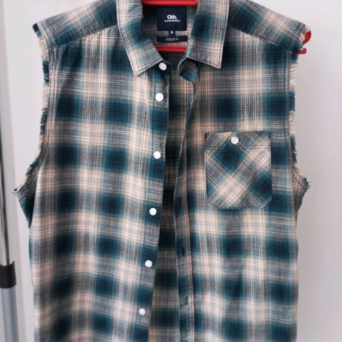 Ckh sleeveless plaid shirt, size M, boys' 12 years