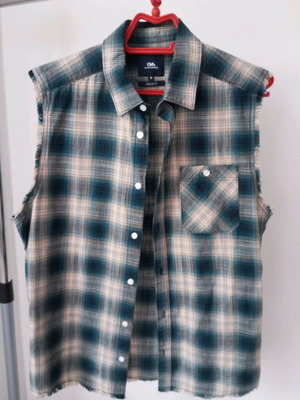 Ckh sleeveless plaid shirt, size M, boys' 12 years