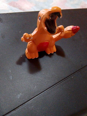 Vintage Pokémon Charmeleon figure 90s retro, like new