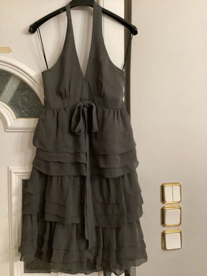 Dress with ruffles like new, size M