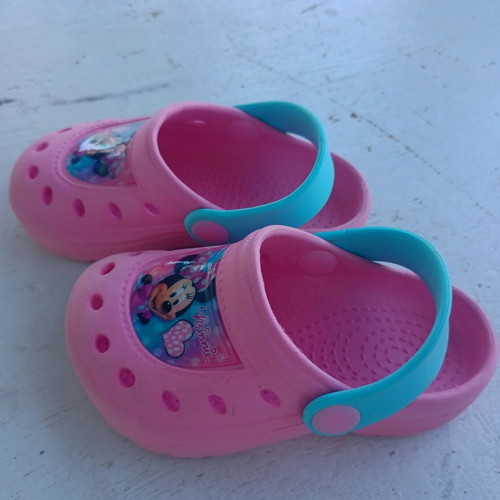 Baby shoes like new, very light, size 21-22
