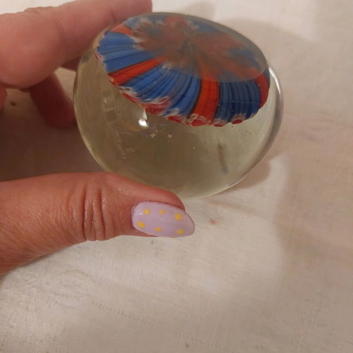 Crystal solid paperweight with flowers at base new