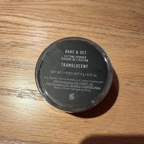 Morphe Bake & Set Setting Powder used, translucent, 9g