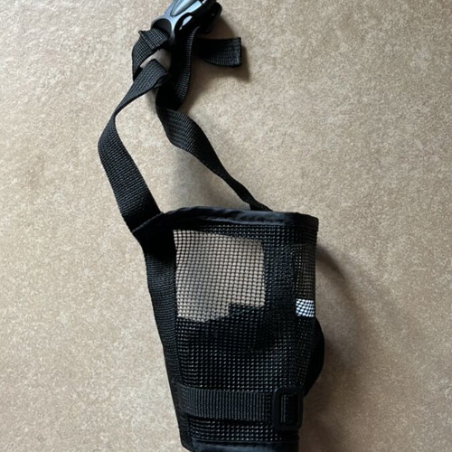 Dog muzzle black, 100% polyester, large-x large, new