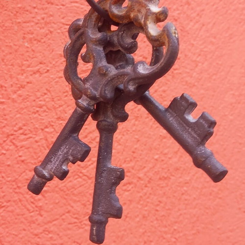 Cast iron keys