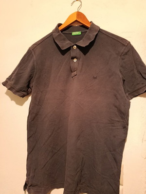 Ανδρικό polo μπλουζάκι Benetton medium μεταχειρισμένο, σκούρο μπλε