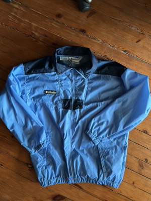 Shelter Columbia jacket like new, blue, sizes S and M