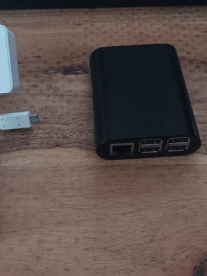 Raspberry Pi 3B kit with official charger, micro SD card, case